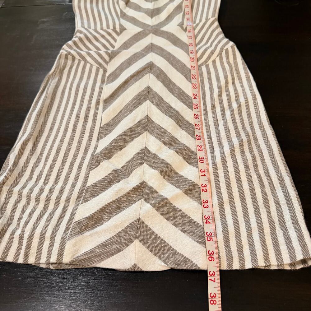 Milly of NY Sheath Dress Beige and White Sz 2 Minimalist Luxury Euro Vacation - Picture 5 of 10